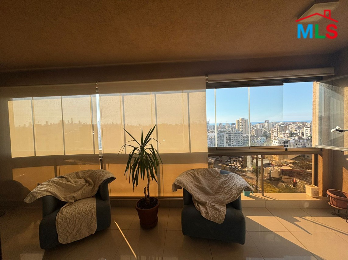 An Unfurnished Apartment For Sale in Jdeideh