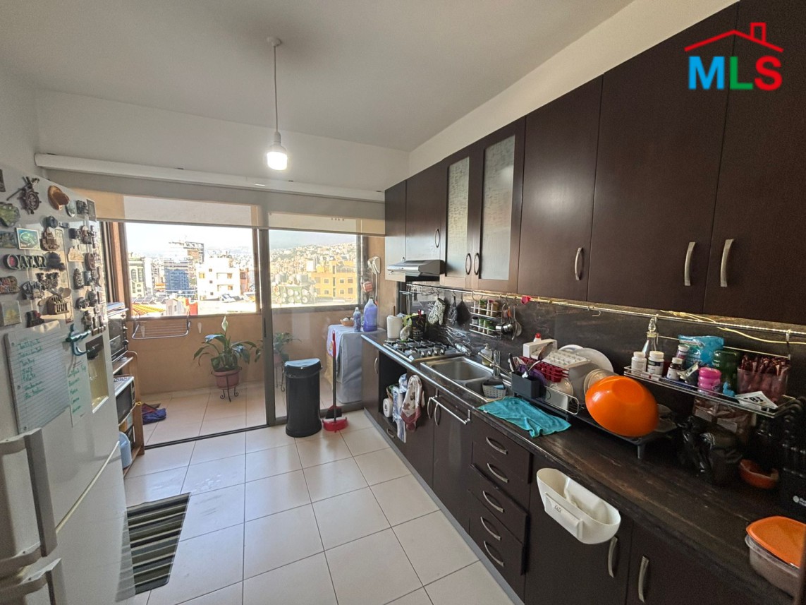 An Unfurnished Apartment For Sale in Jdeideh