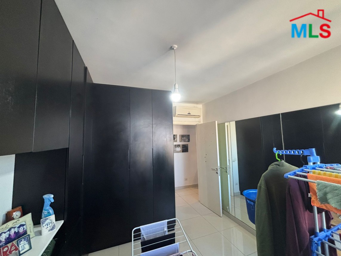 An Unfurnished Apartment For Sale in Jdeideh