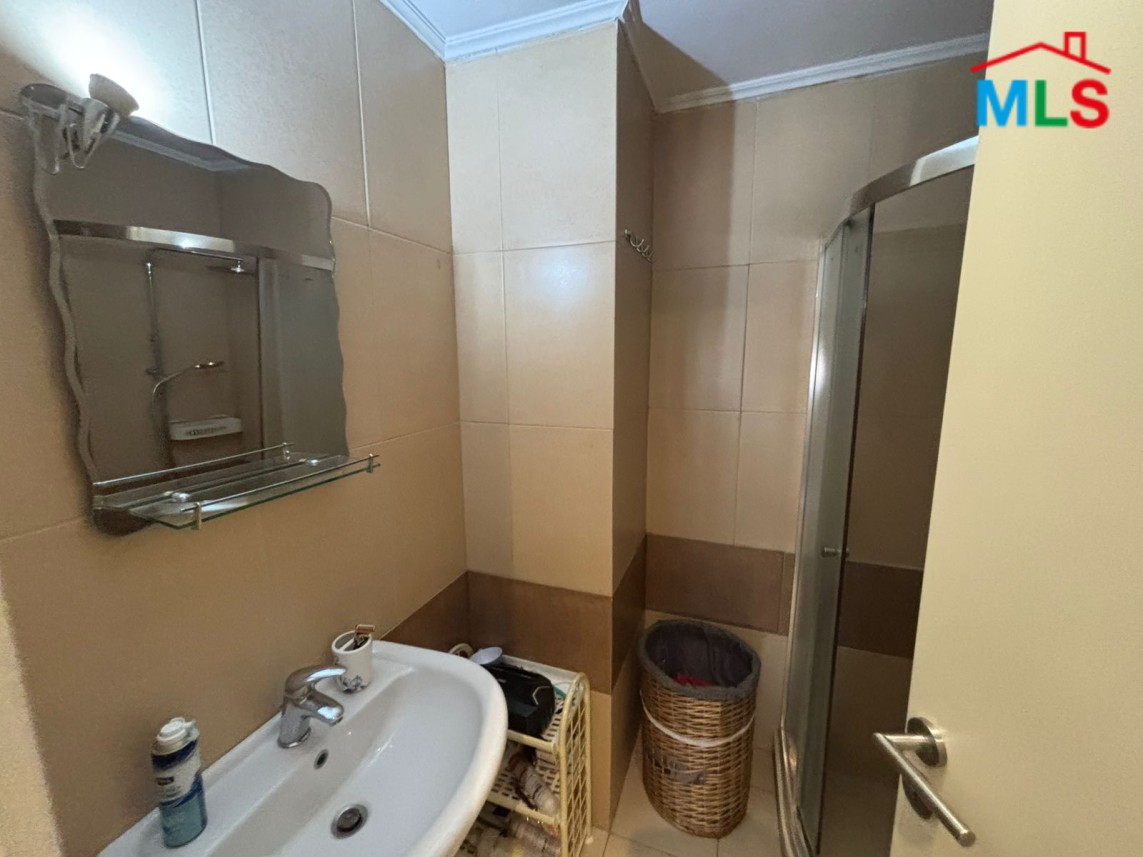 An Unfurnished Apartment For Sale in Jdeideh