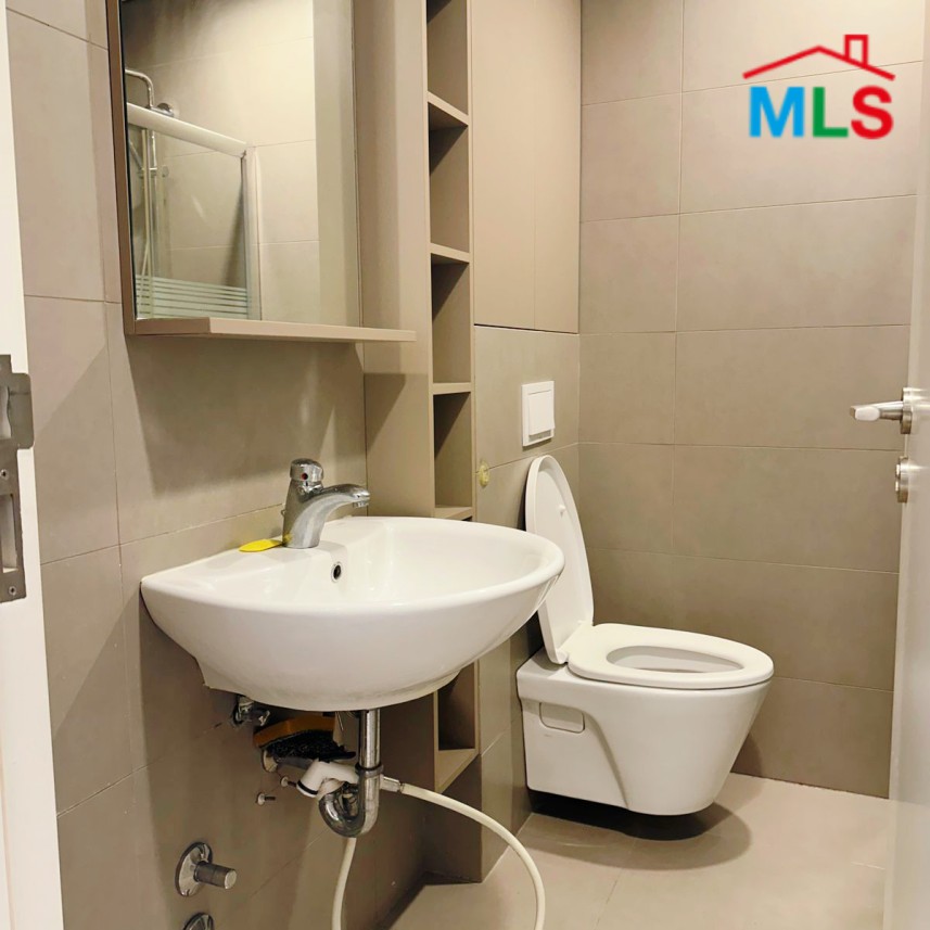 Furnished Modern Apartment For Sale in Hazmieh