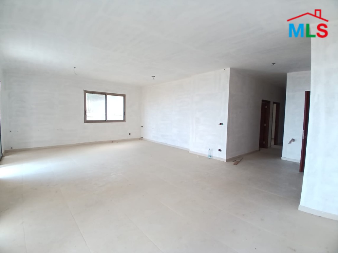 3-Bedrooms Apartment in Calm Area For Sale in Beit Chabeb