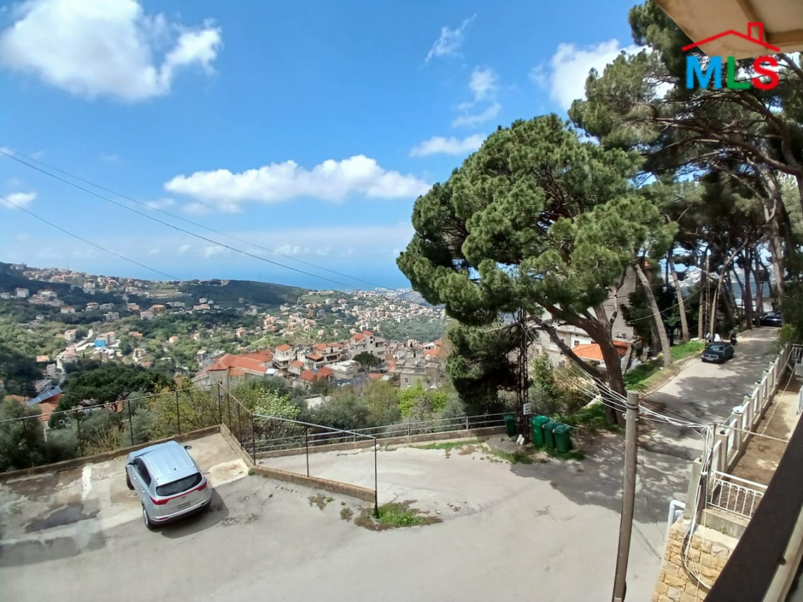 3-Bedrooms Apartment in Calm Area For Sale in Beit Chabeb