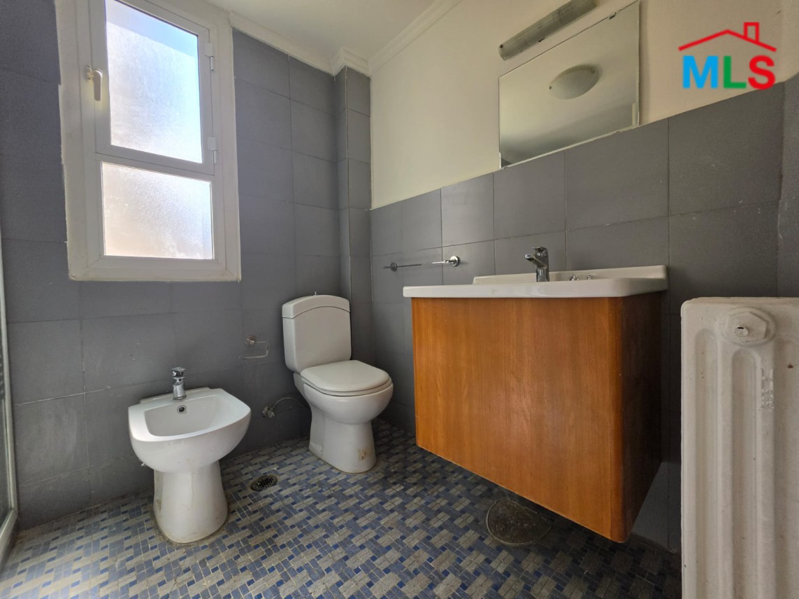 Spacious Apartment For Sale in Horsh Tabet