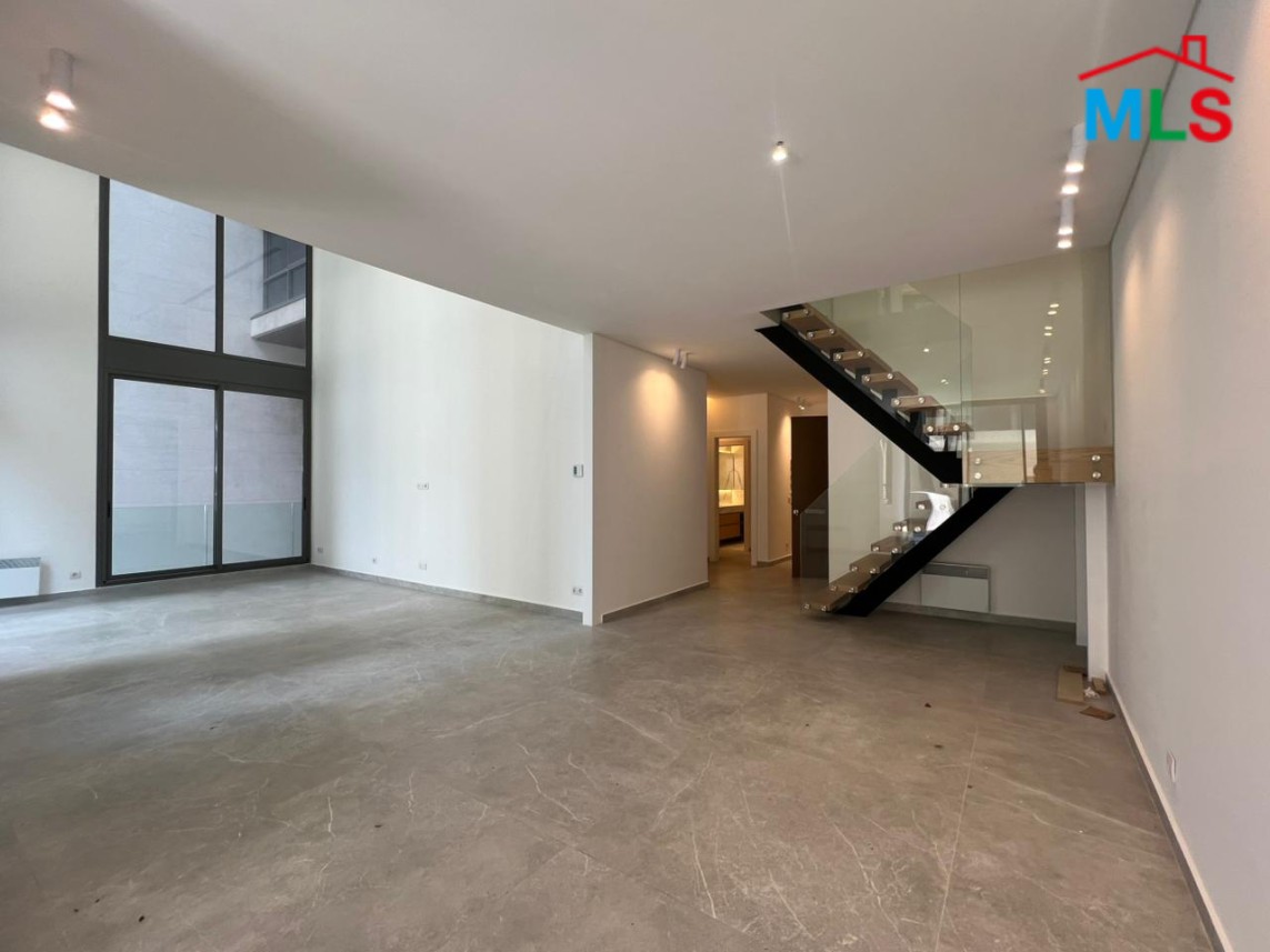 3-Bedroom Loft with Terrace For Sale in Achrafieh, Soho