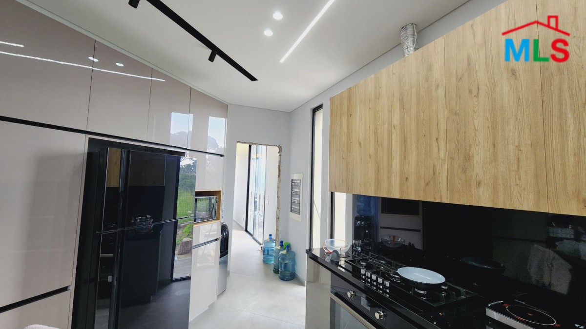 A Stand Alone Modern Villa For Sale in Beit Meri