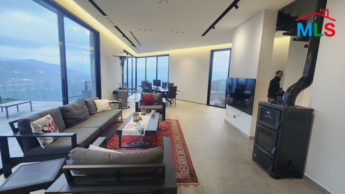 A Stand Alone Modern Villa For Sale in Beit Meri