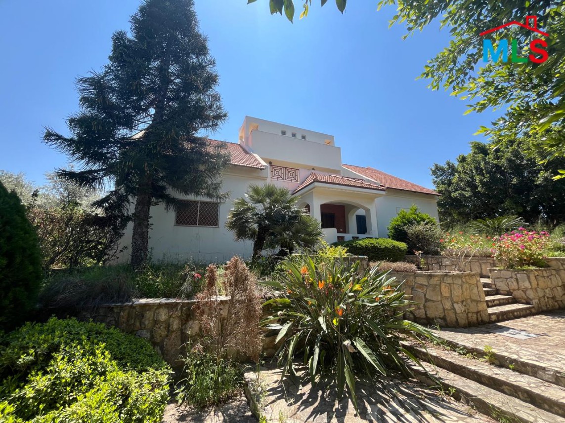 Beautiful Villa with Land For Sale in Koura