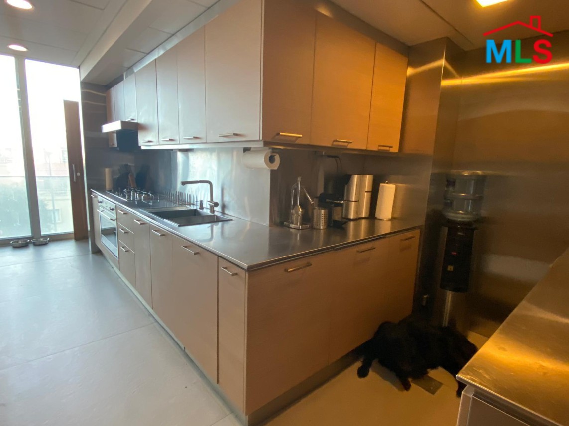 High-End Apartment with Sea & City View For Sale in Down Town