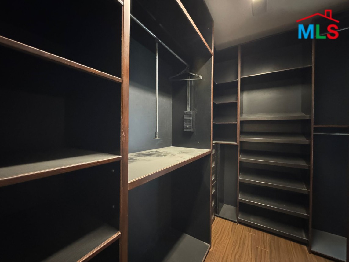 Exclusive! Spacious Apartment For Sale in Ain Saadeh