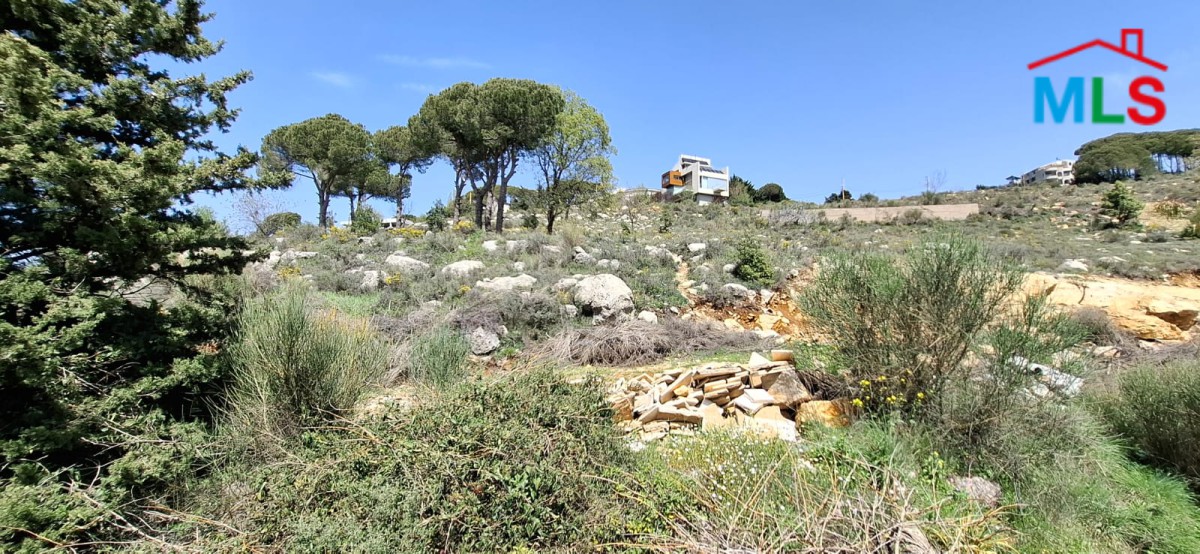A 1,150 SQM Land With Old House For Sale in Ain kharoube, Bikfaya
