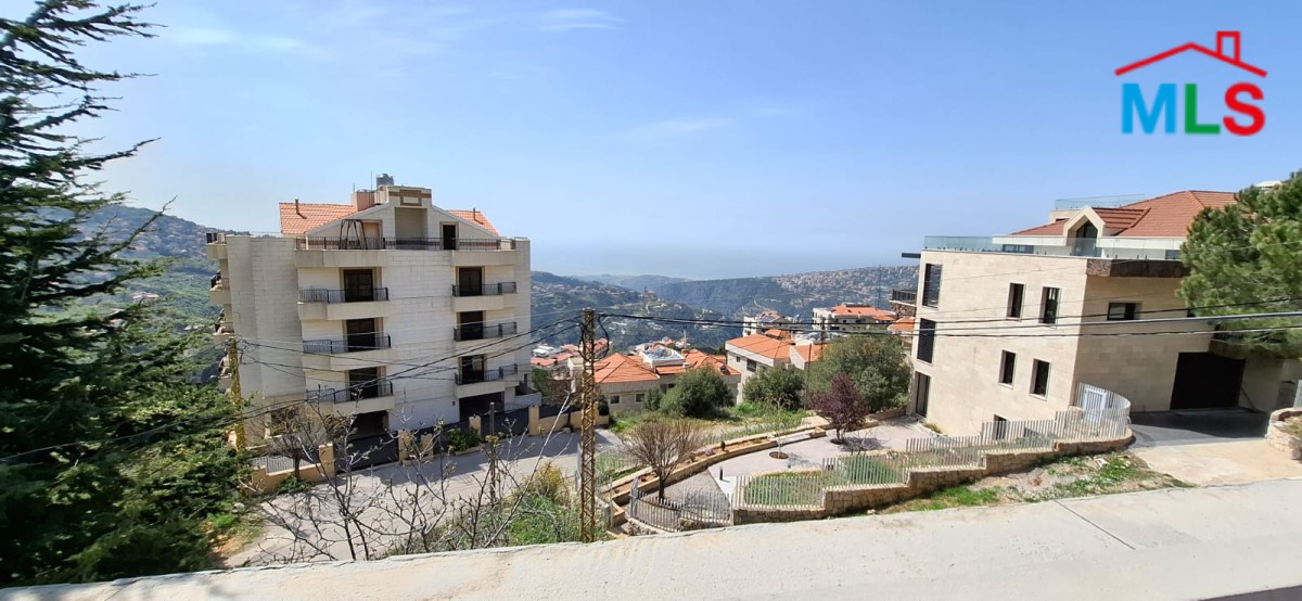 A 1,150 SQM Land With Old House For Sale in Ain kharoube, Bikfaya