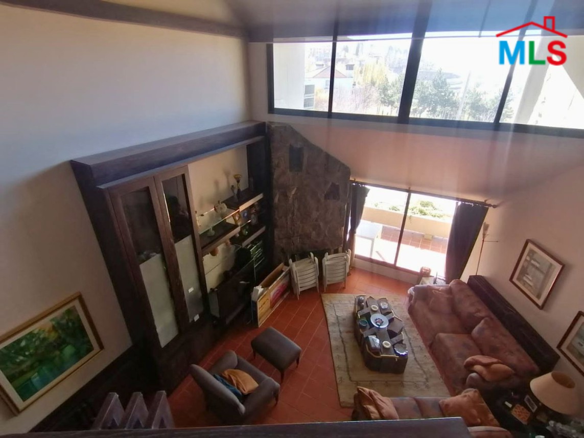 Beautiful 3-Bedrooms Chalet For Sale in Tilal Kfarzebian