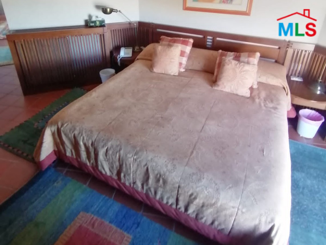 Beautiful 3-Bedrooms Chalet For Sale in Tilal Kfarzebian