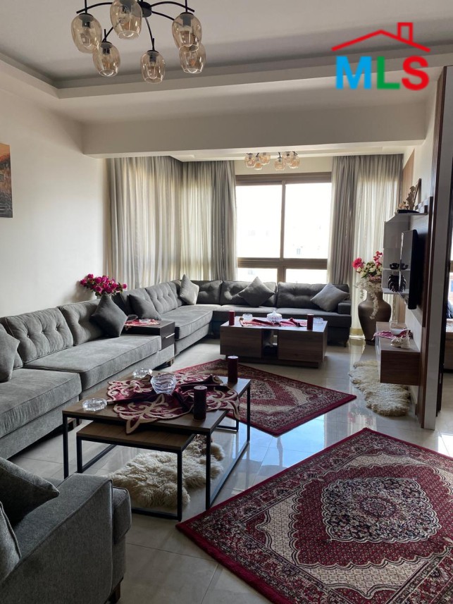 Decorated Apartment For Sale in Ain El Remmaneh