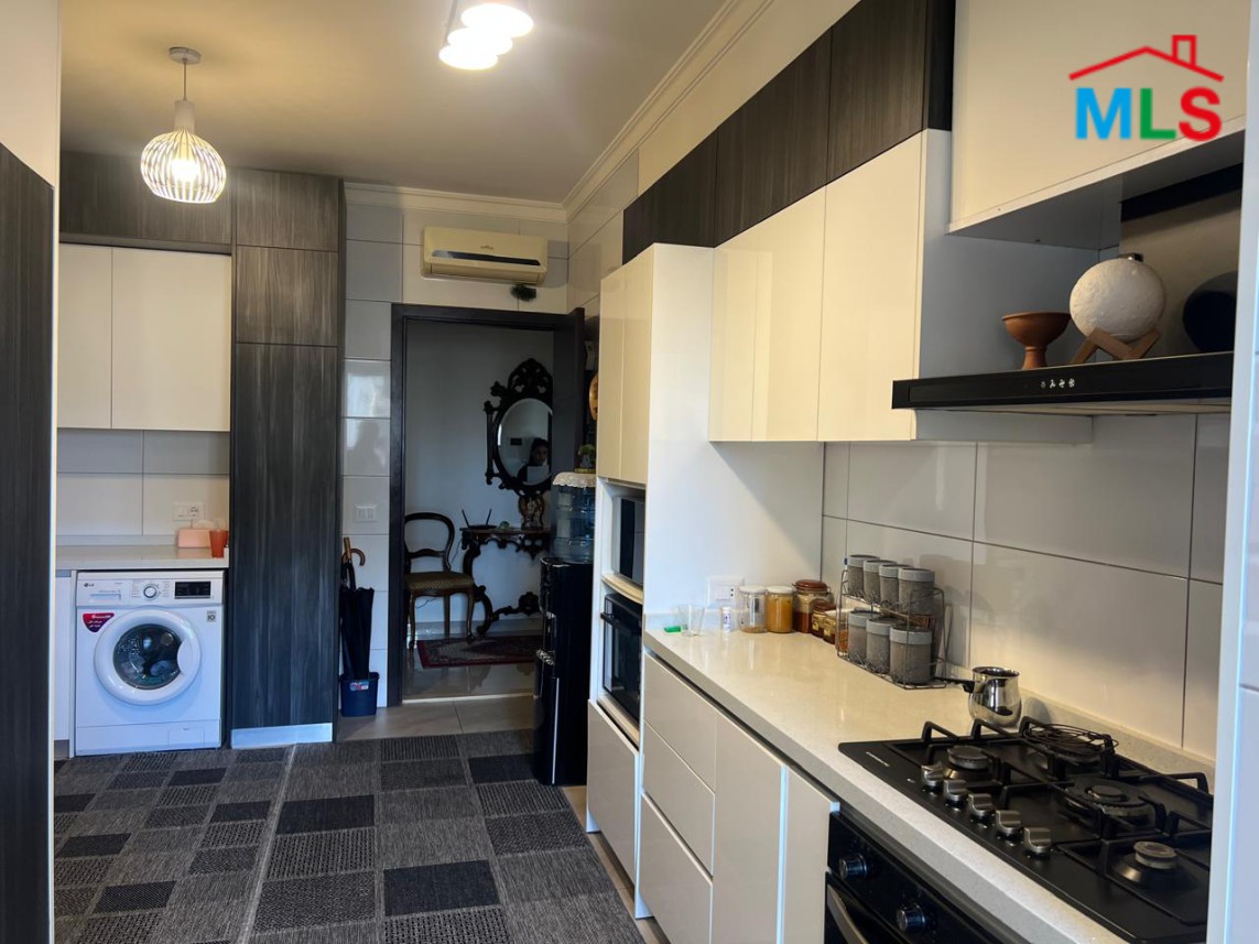 Decorated Apartment For Sale in Ain El Remmaneh