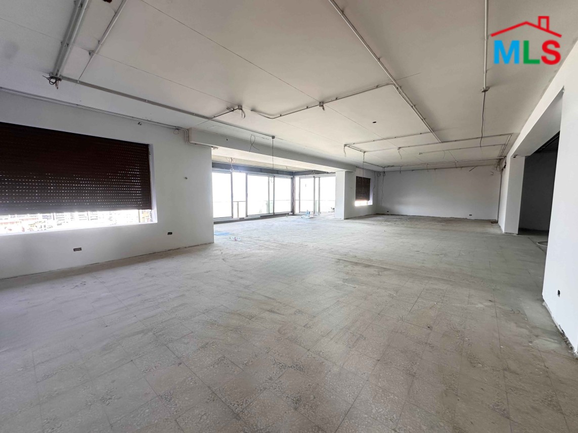 4-Bedroom Apartment with Amazing Sea View For Sale in Zoukak El Blat, Serail