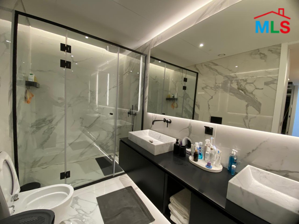 4 Bedroom Apartment With Open City View For Sale in Jnah, Gabriel El Murr Street