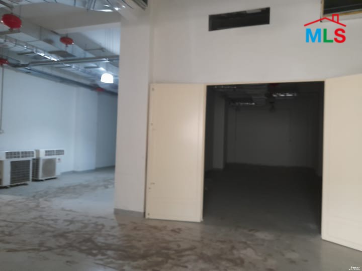 An Industrial Building Grade1 For Sale in Mkalles