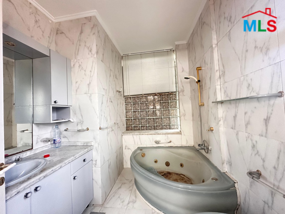 Spacious Apartment With Terrace For Sale in Biyada