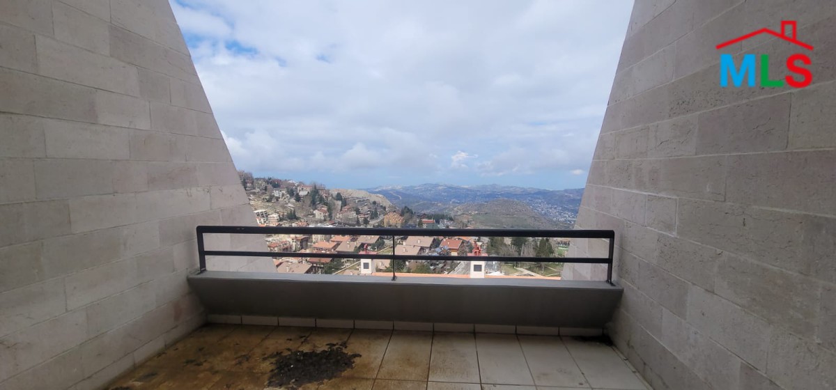 Furnished Modern Chalet For Sale in Ouyoun El Simen, Mzar