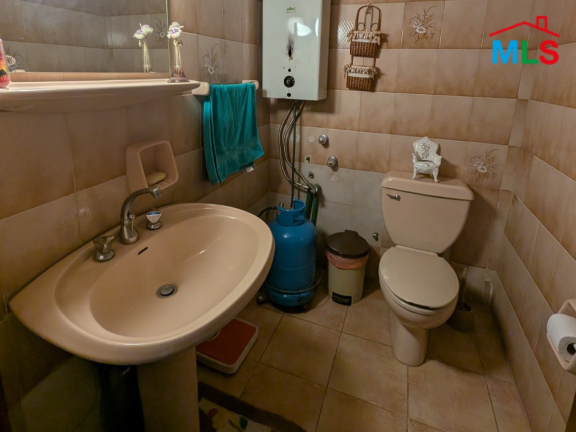 Bright Apartment with Panoramic Mountain View For Sale in Ajaltoun