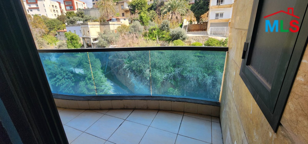Super Deluxe Apartment For Sale in Bsalim