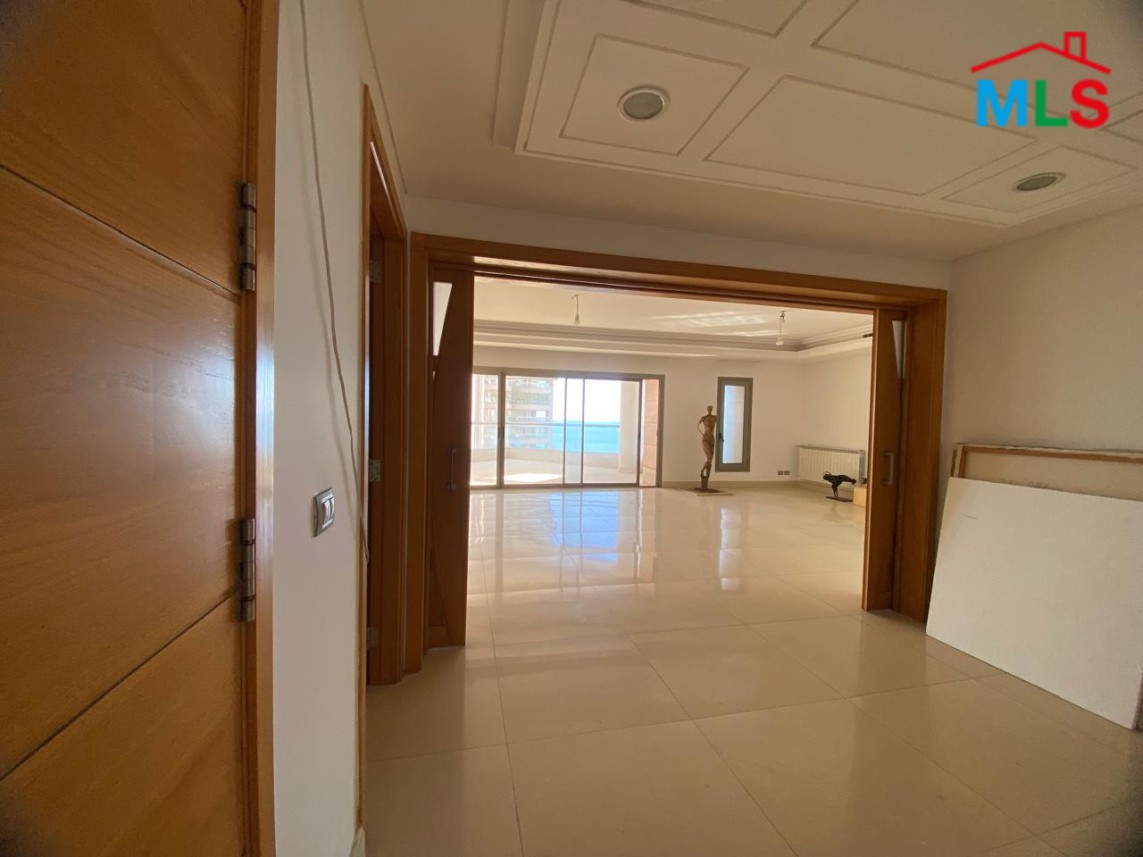 Amazing Apartment Mountain & Sea View For Sale in Ain El Mreisseh, Ras Beirut