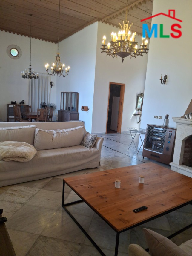 Traditional Lebanese House For Sale in Smar Jbeil, Batroun