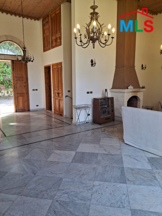 Traditional Lebanese House For Sale in Smar Jbeil, Batroun