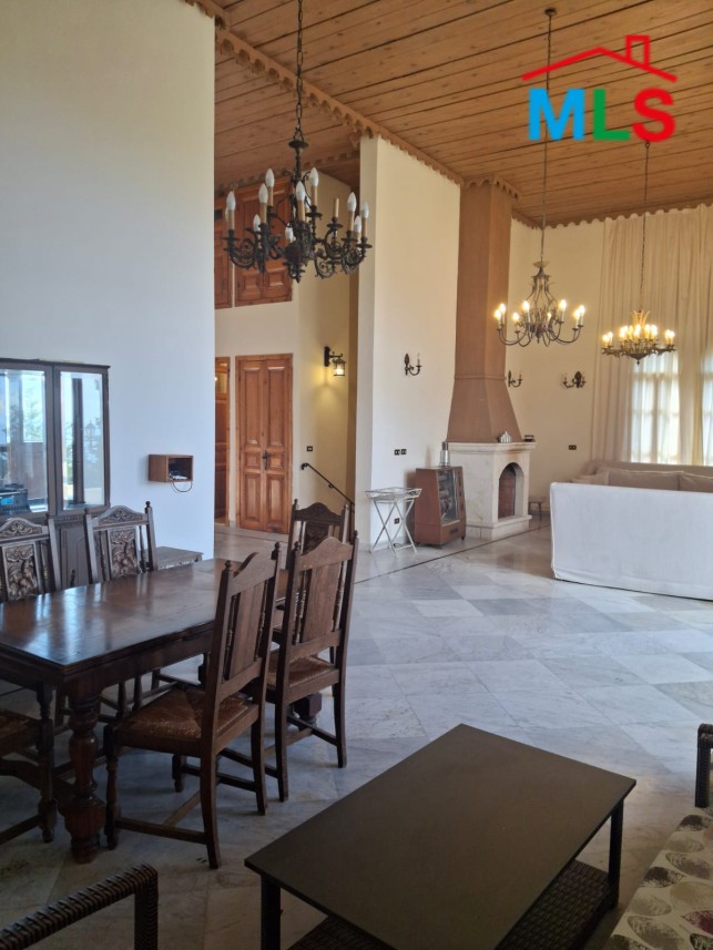 Traditional Lebanese House For Sale in Smar Jbeil, Batroun
