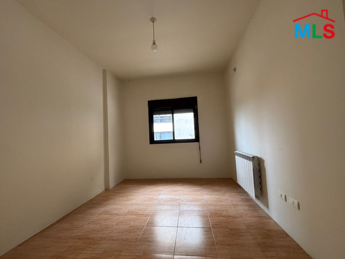 Spacious Apartment For Sale in Aoukar Bellevue
