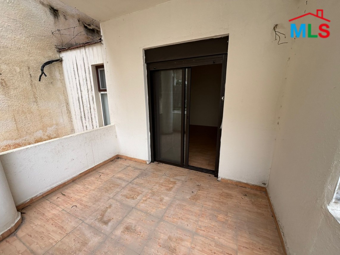 Spacious Apartment For Sale in Aoukar Bellevue