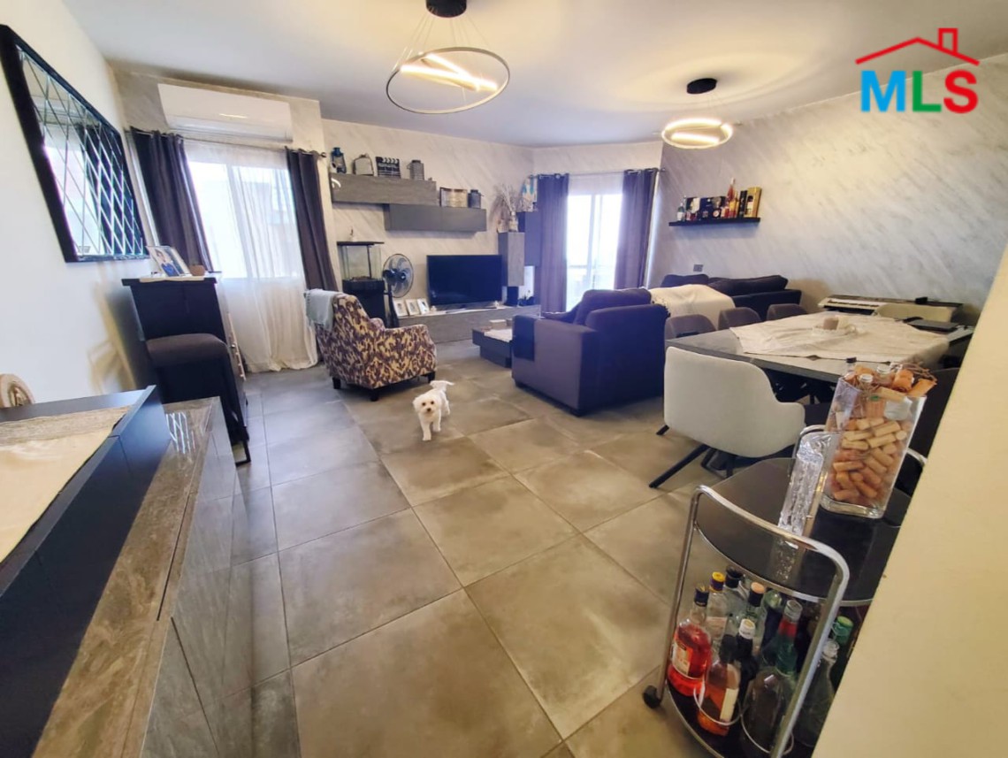 An Unfurnished Apartment For Sale in Tabarja