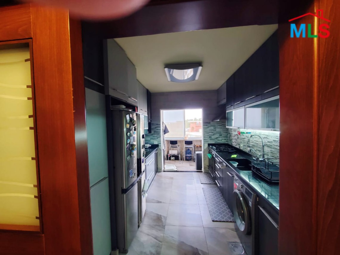 An Unfurnished Apartment For Sale in Tabarja