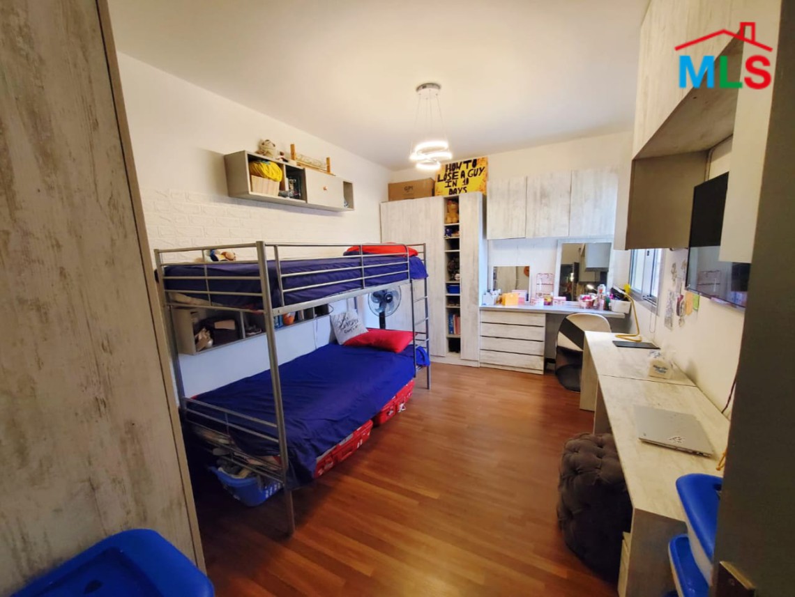 An Unfurnished Apartment For Sale in Tabarja