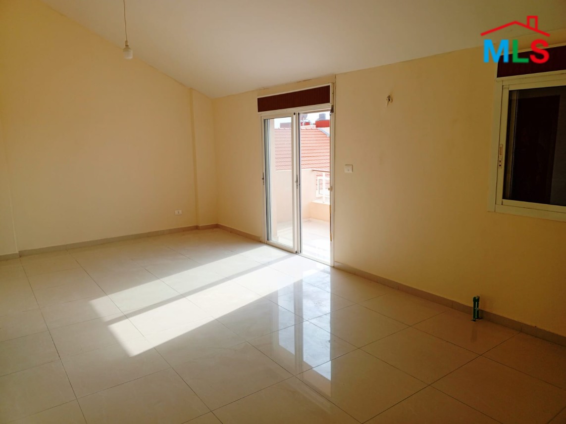 3-Bedrooms Apartment For Sale in Edde, Jbeil