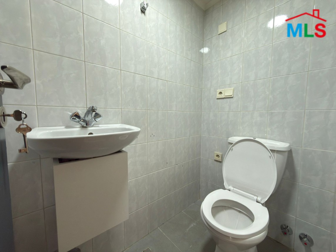 Bright & Renovated 3-Bedroom Apartment For Sale in Achrafieh, Rizk