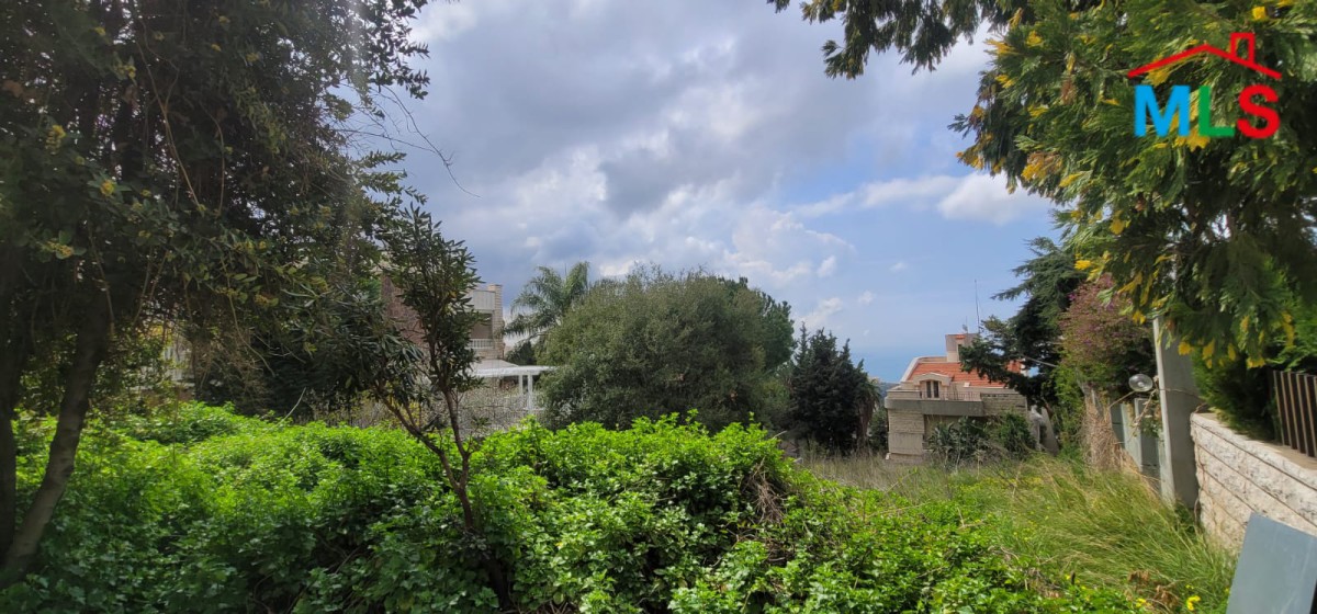 A 800 SQM Land For Sale in Ain Rihani