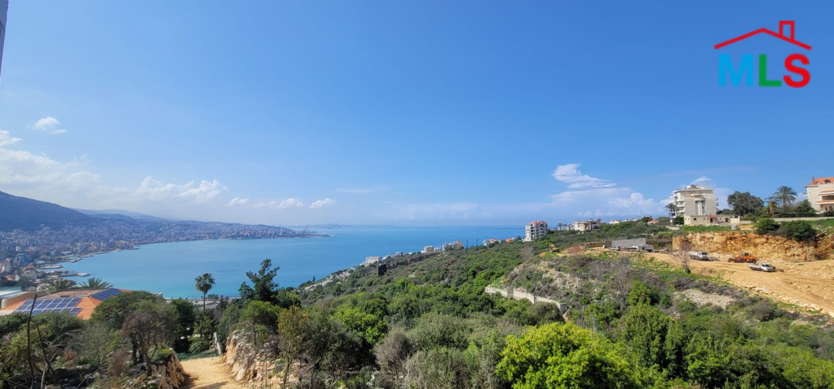 High-End Decorated Apartment For Sale in Adma