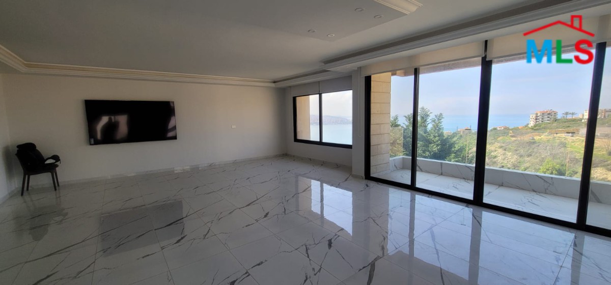 High-End Decorated Apartment For Sale in Adma