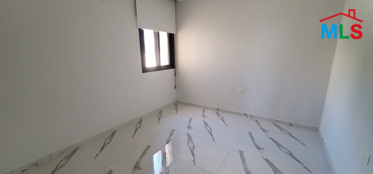 High-End Decorated Apartment For Sale in Adma