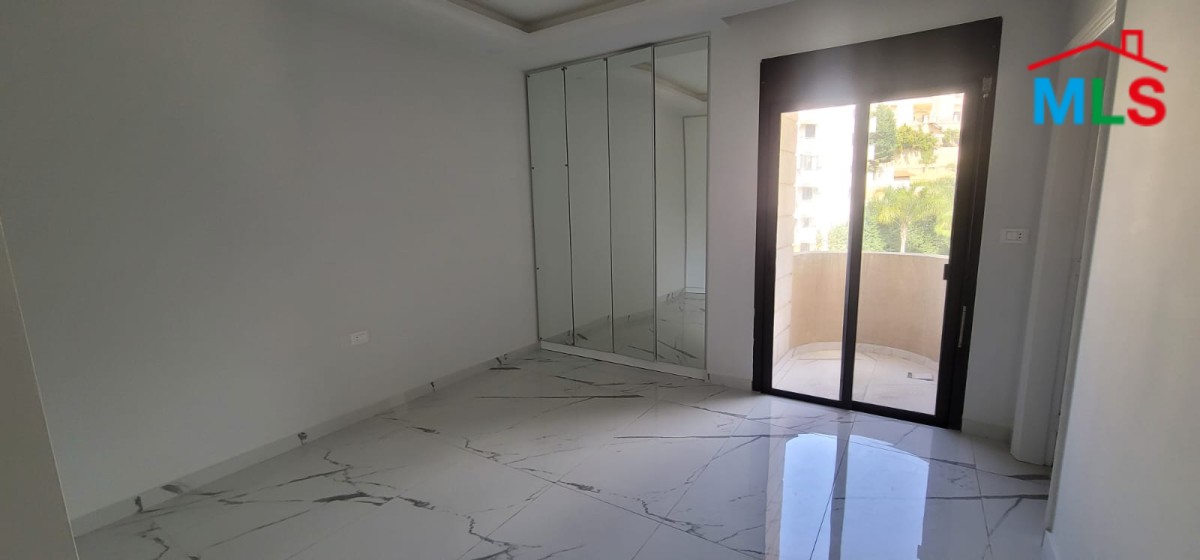 High-End Decorated Apartment For Sale in Adma