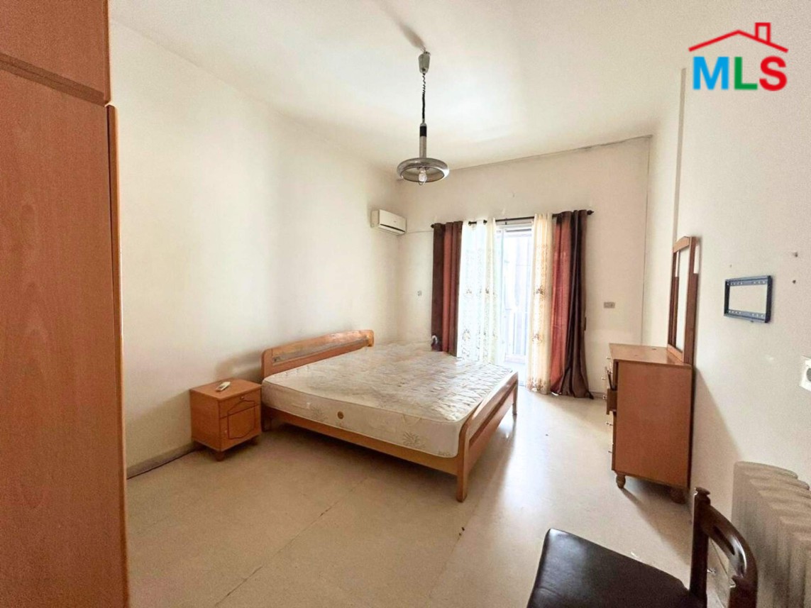 3-Bedroom Apartment For Sale in Sakiet El Janzir, Ras Beirut