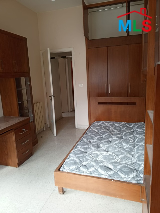 An Unfurnished Apartment For Sale in Jbeil
