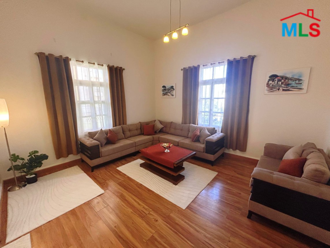 Renovated Traditional House With Garden For Sale in Ghadir
