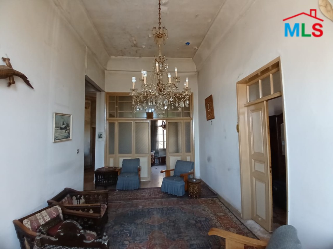 Traditional Old Lebanese House With Land For Sale in Khenchara
