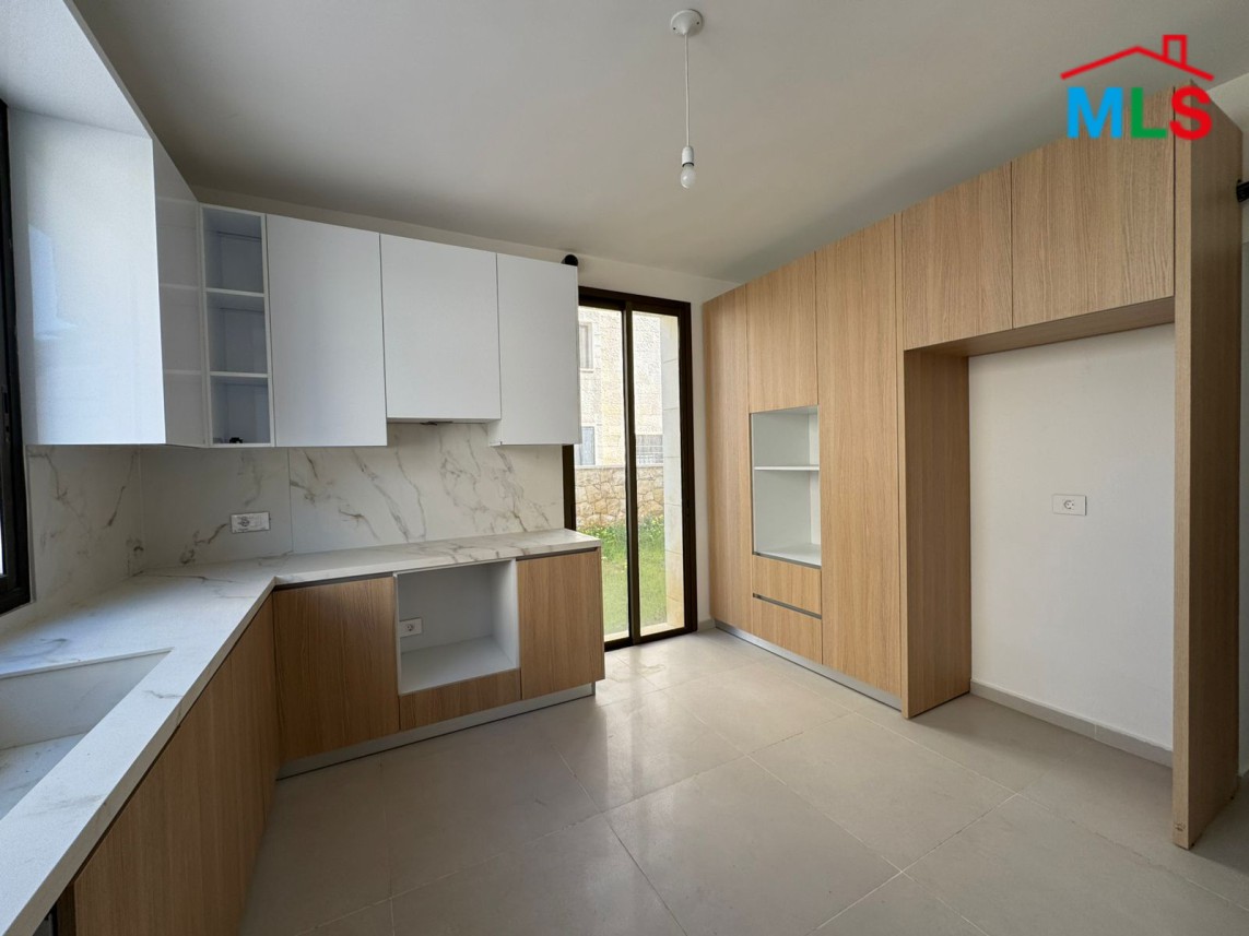 Brand New High-End Finishing Apartment For Sale in Mar Chaaya, Broumana