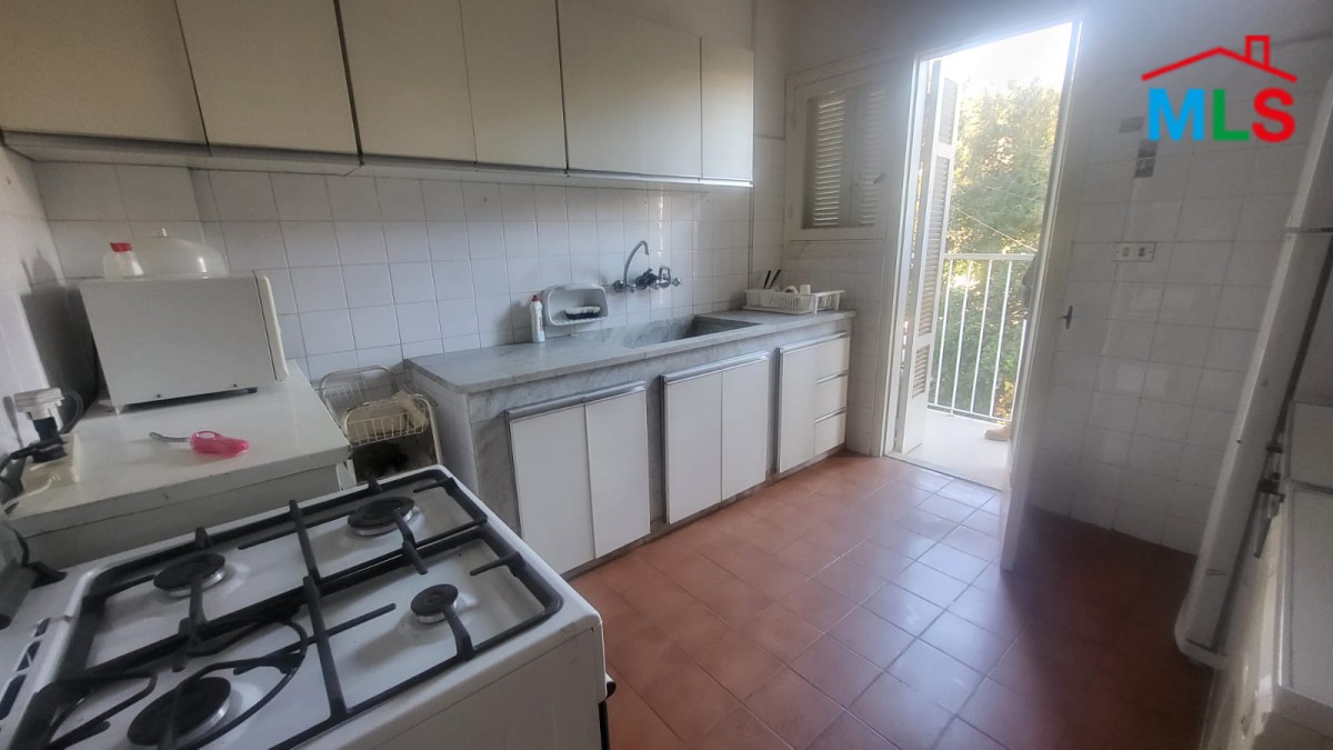 Furnished Apartment For Sale in Ajaltoun