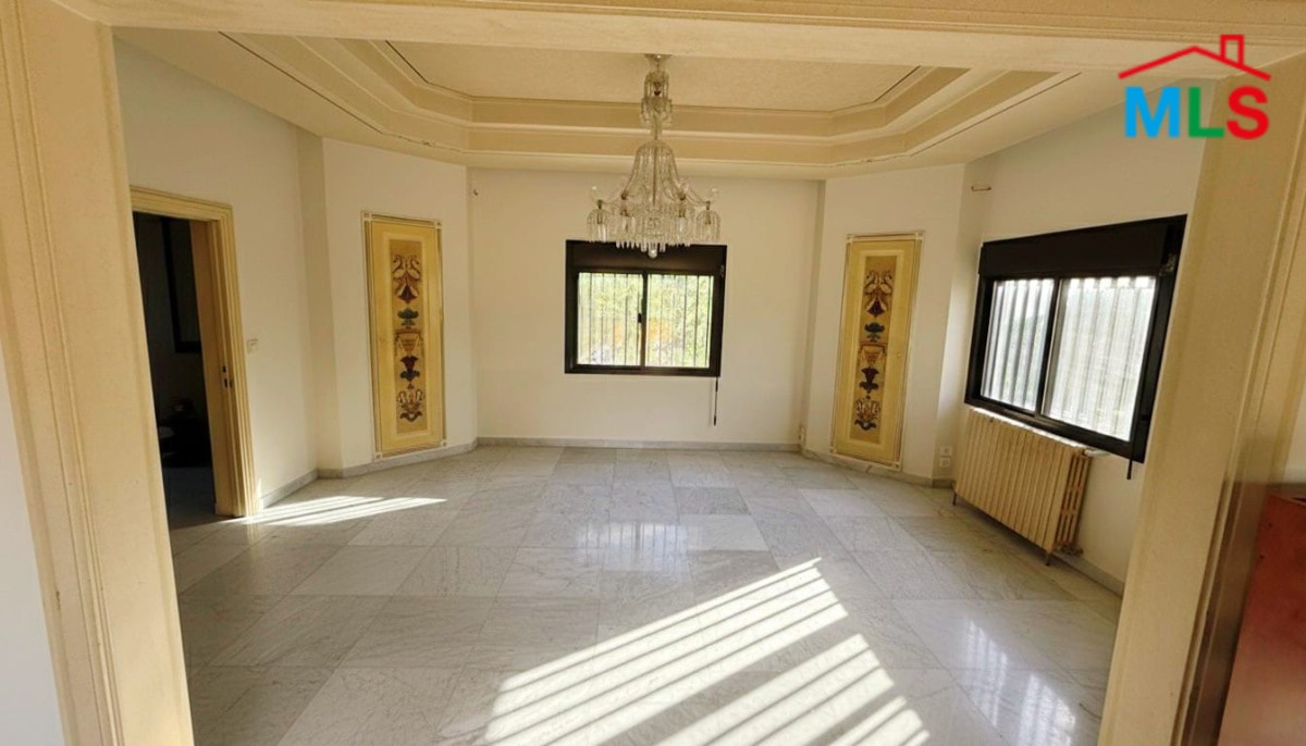 Spacious Apartment For Sale in Baabdat